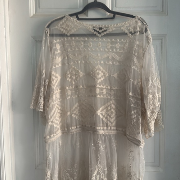 Lane Bryant Cream Lace Overlay Blouse or coverup - Picture 5 of 5